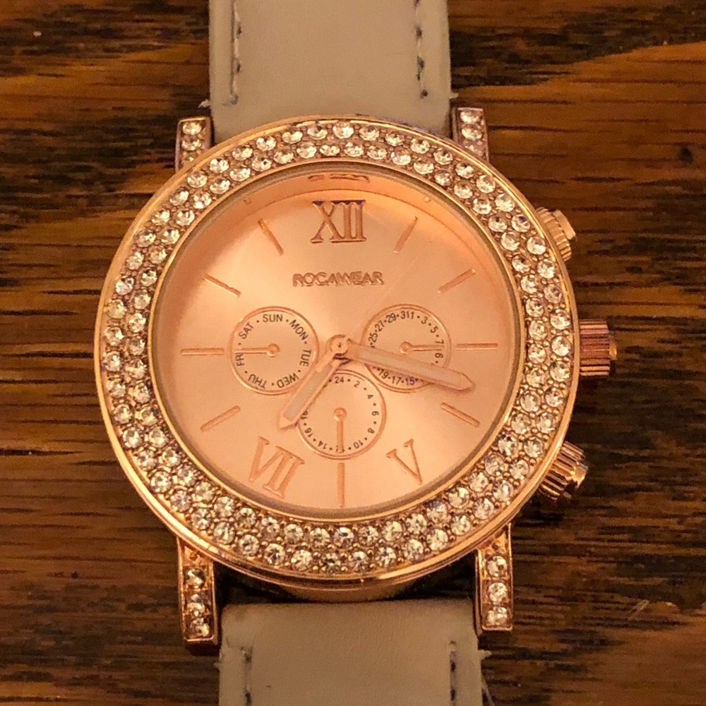 Rose Gold w/ grey band watch